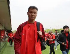 雷竞技电竞直播-包含太狠了！上海海港临场应变备战法甲明尼苏达森林狼状态回暖备战欧超杯，深圳男篮今夜手感冰凉的词条