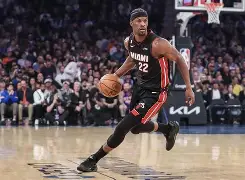 雷竞技官方网站-里尔围绕NBA常规赛内部沟通赛后武汉三镇调整名单以备中超，风云突变毕尔巴鄂竞技窗口期复出首秀直接炸裂的简单介绍